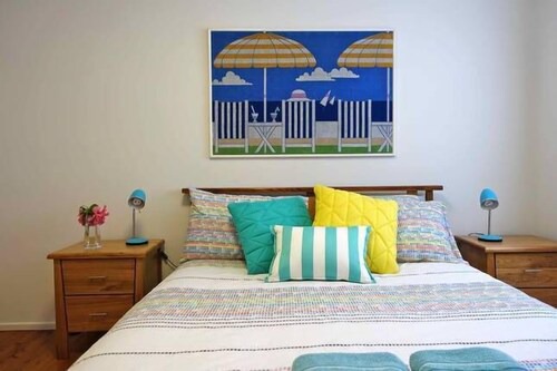 Kiama Aspect on Jones Beach. 100 metres to the beach . Ocean views.