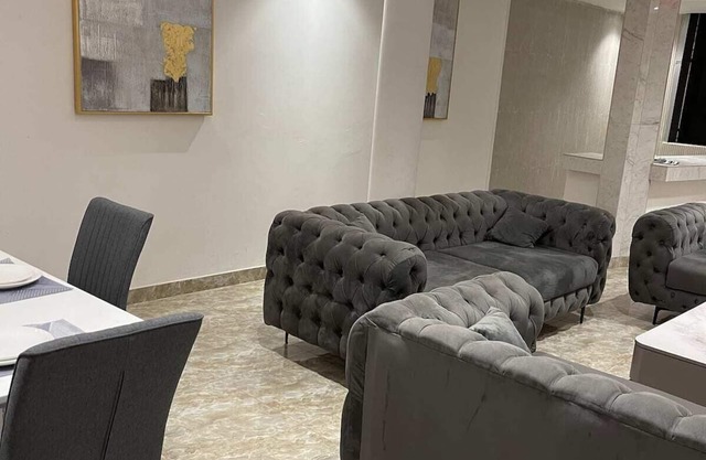 KIBMA 2 BR luxury beach view apartment n 7min walk to Ngor beach