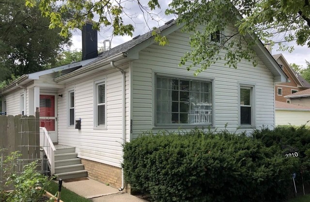 Kitschy House on a Quiet Tree Lined Street in Upscale Evanston Neighborhood