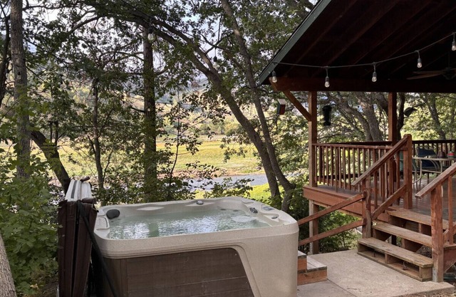 Klamath Riverside Dream