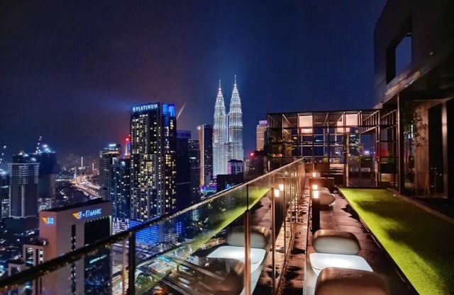 Klcc studio with a rooftop garden/playground