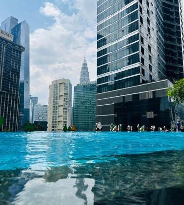 KLcc suites tower 2