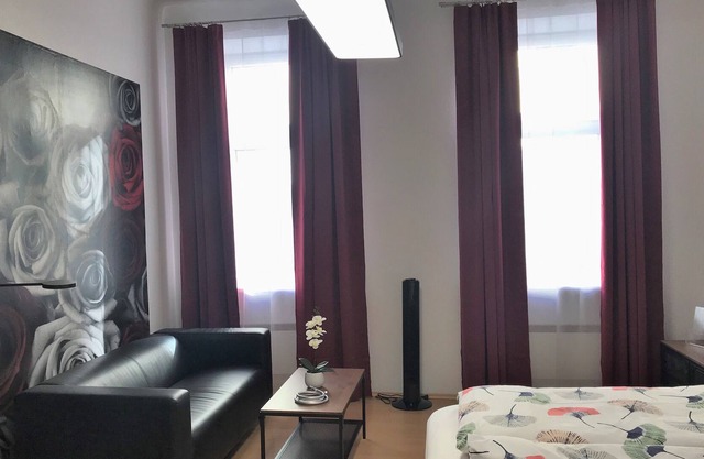 Kleinwohnung - Gute Verkehrsanbindung - Beim Reumannplatz