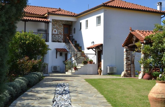 Kolios House