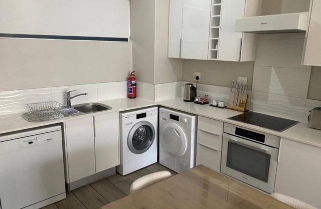 Kololo Acacia Mall 3 Bedroom in a Quiet Serene Environment.