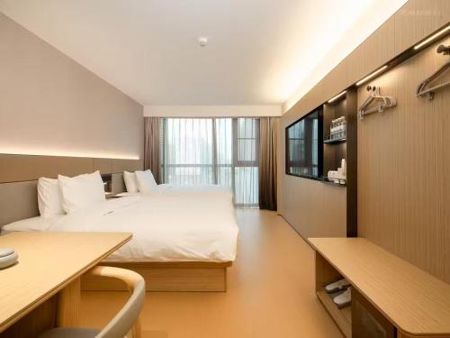 KongGang airport hotel & free shuttle bus