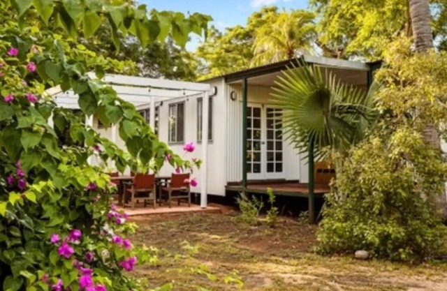 Kookaburra Bush Retreat - on 3 Acres, Tucked Behind Sand Dunes of Cable Beach