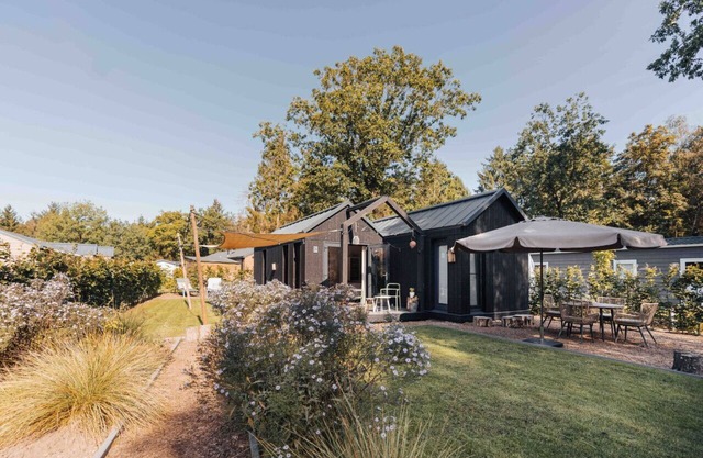 Kos | Tiny house with big garden