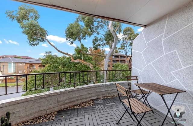 KozyGuru | Campsie | 2 Bed Spacious Apt