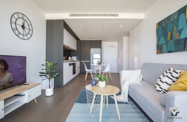 KOZYGURU | Docklands | Luxury Water View Apt | 1 BED | VDO915