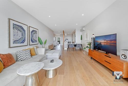 KozyGuru | Pagewood | Besutiful Clean 1Bed Apt