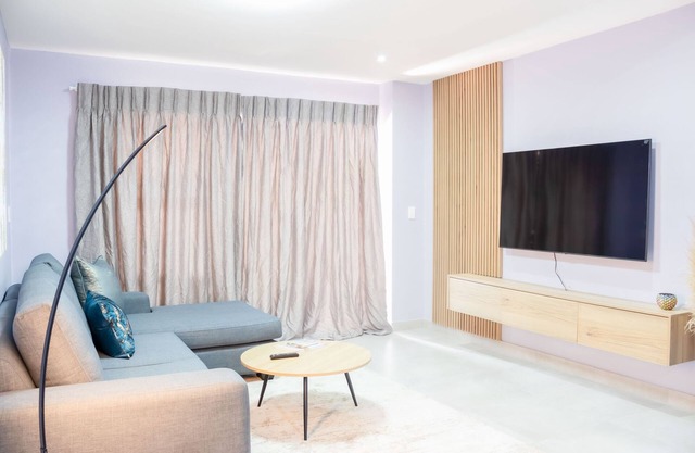 Kuboid Homes - Executive 2-bed, 2-bath Apartment With Backup Power in Sandton