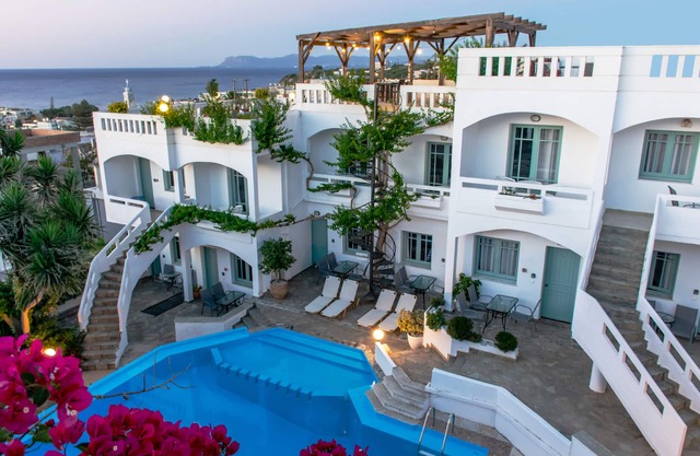 Kurmulis Studios, Studio with Pool View!