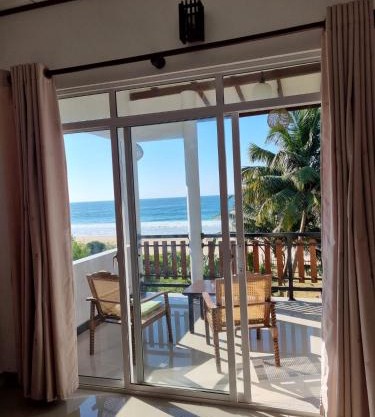 KVA Talalla Beach Villa