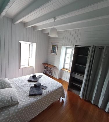 L 'échappe-loups maison de 2 à 8 personnes et garage