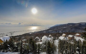 Les sommets Charlevoix in PETITE-RIVIÈRE-SAINT-FRANCOIS