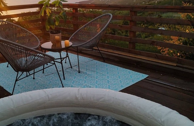L'ECRIN DUBUISSON Spacious villa in lush garden with whirlpool bath