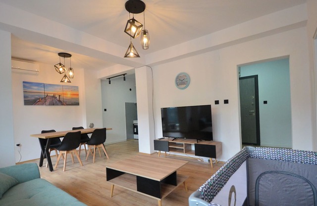 L&L Luxury Apartment: Elegant Oasis in the Heart of Ohrid
