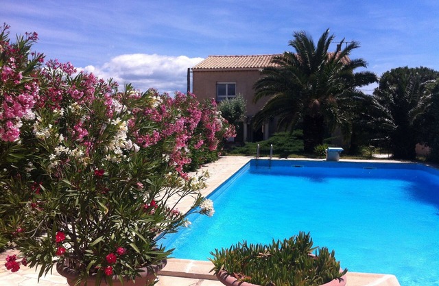 La Belle Scribote - Waterside Villa With Magnificent Views Of Étang And Sète