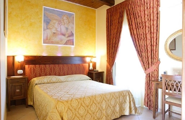 La Casa del Fattore - Two Bedroom Apartment, Sleeps 4