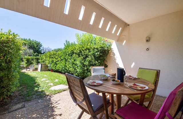 La Dunette - Two Bedroom Apartment, Sleeps 4