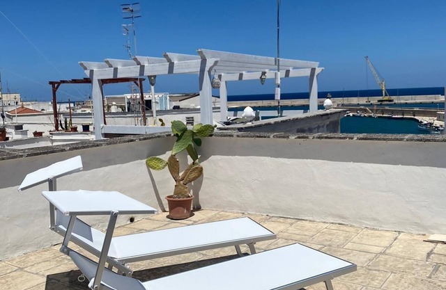 La finestra sul porto MONOPOLI