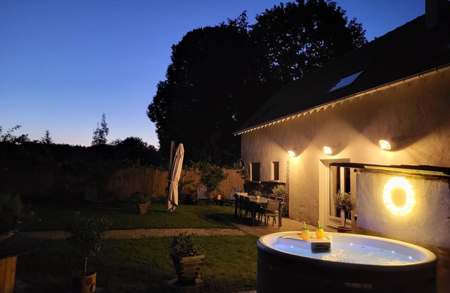 La Heaulmière - 4* gîte with spa, air-conditioned, sleeps 10, Normandy, 1h from Paris
