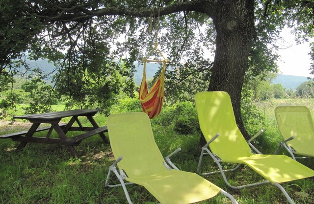 La Hulotte studio perched in Luberon