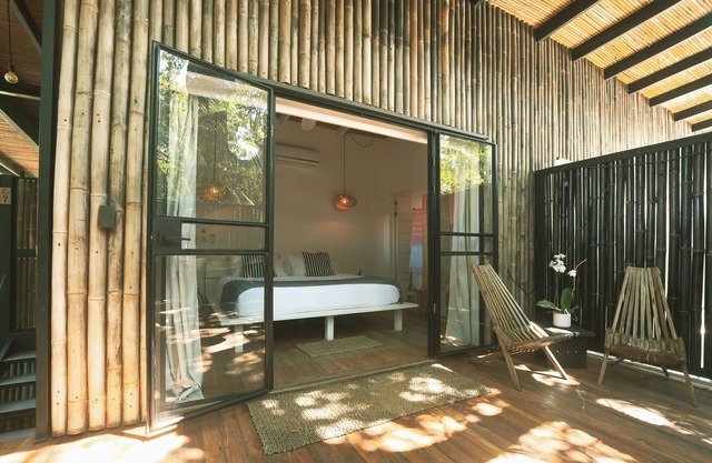La Negra Surf Hotel & Soda