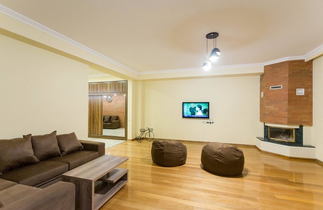 LA Paradise Apartments at Kote Afkhazi street 17