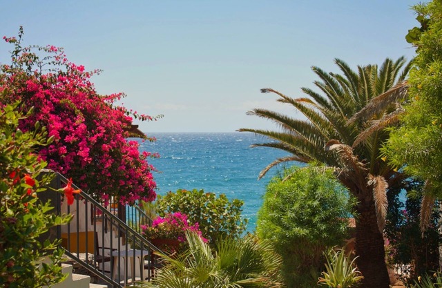 La Perla - Bungalowanlage DIRECTLY by the sea