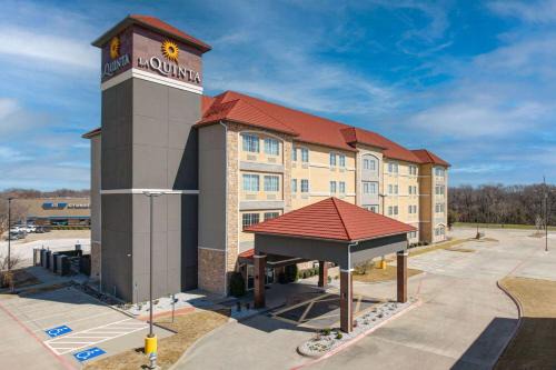 La Quinta by Wyndham Allen at The Village