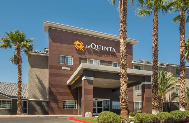 La Quinta Inn & Suites by Wyndham Las Vegas Nellis