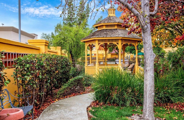 La Quinta Inn & Suites by Wyndham Fremont/Silicon Valley