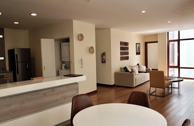 La Ronda 431 - Apt. #106