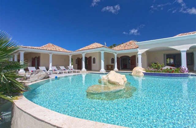 La Salamandre - Lagoon view Villa - Private Dock