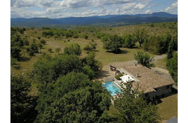 Labeaume L'orée du bois, surrounded by nature, exceptional location, private pool