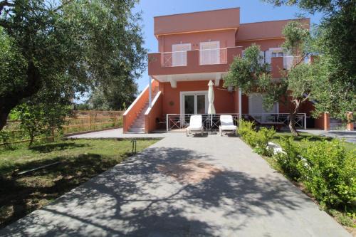 Laconian Collection Mavrovouni Beach House (Left)