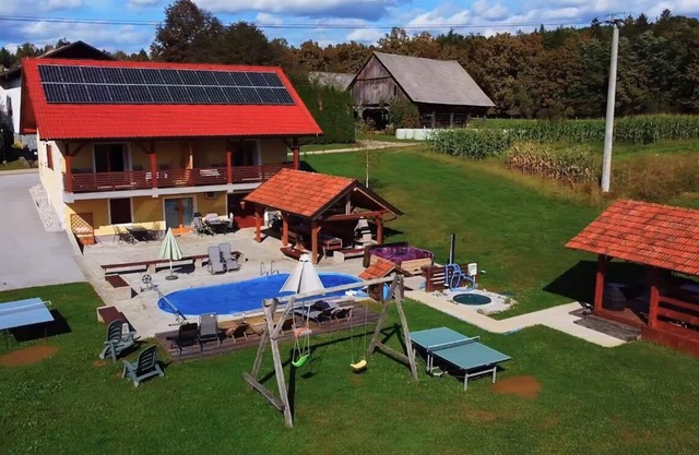 LAHINJA & KOLPA RIVER APARTMENT up to 8 pax, heated pool, sauna, jacuzzi