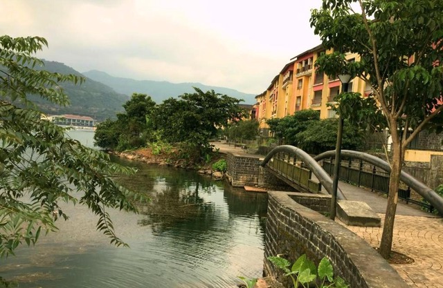 Lake facing 2bhk