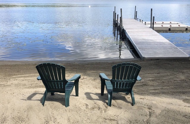 Lake Front Camp on Paradox Lake Built in 2021