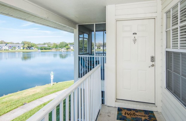 Lake Front - Corner Unit - 2 Bedroom 2 Bath