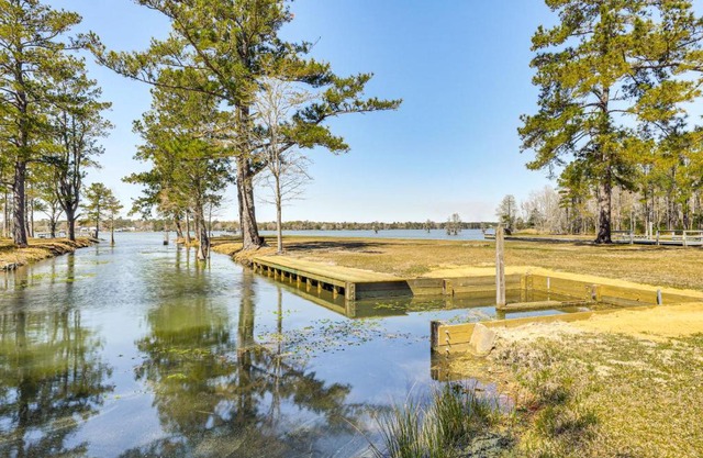 Lake Moultrie Access Moncks Corner Home with Dock