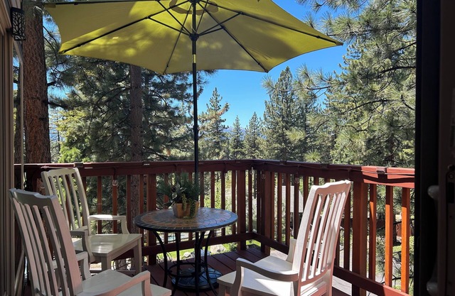 Lake Tahoe Heavenly Hideaway: 4 Beds, 3 Bath Retreat w/Free Parking, Zephyr Cove
