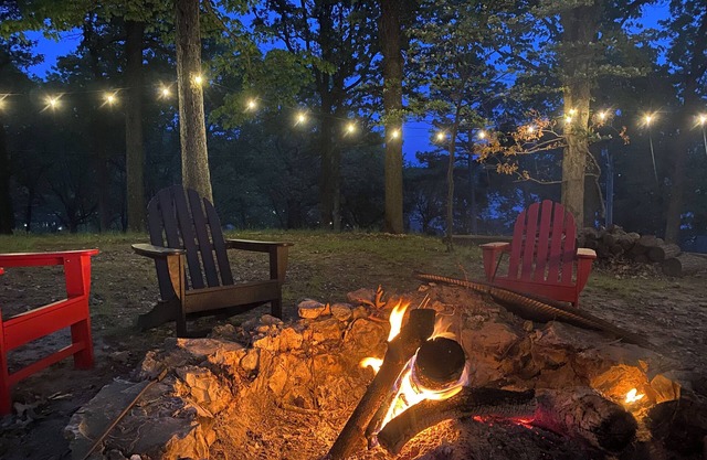 Lakefront Cabin & Bunkhouse with Private Dock