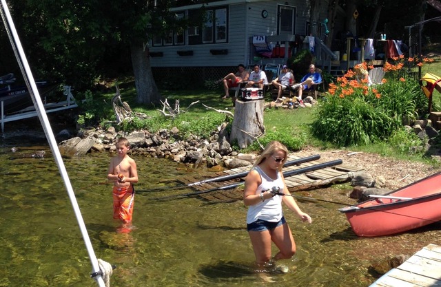 lakefront cottage with great fishing