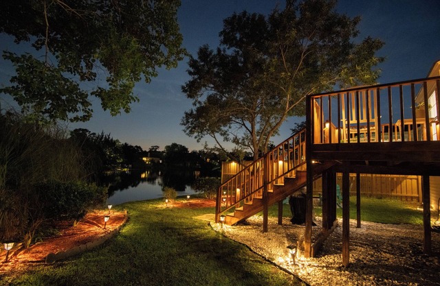 Lakefront Retreat near Tybee Beach & Savannah Downtown with high speed WiFi