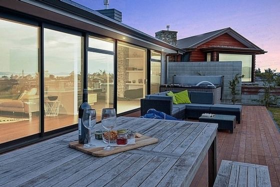 Lakeside Estate - Rainbow Point Holiday Home