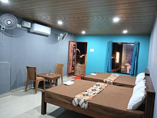 Lakshika beach resort