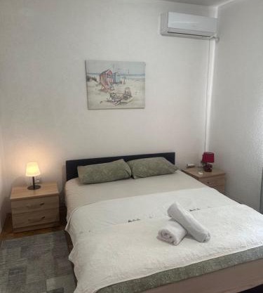 Lamour Apartment